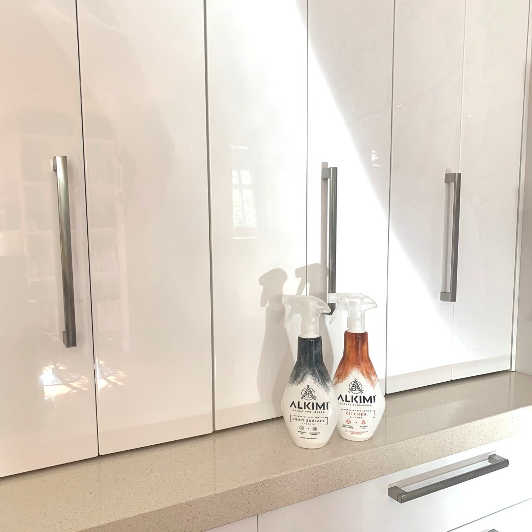 Alkimi_uk's tweet photo. Get the kitchen ready for some Easter baking by cleaning with ALKIMI. Order online from Ocado or Amazon.

#NatureEngineered #NaturalCleaning #CleaningHacks #CleaningTutorial #ToxicFree #BleachFree #FreeFromToxins #NaturalClean #Nature https://t.co/UcJ0q7fdFm