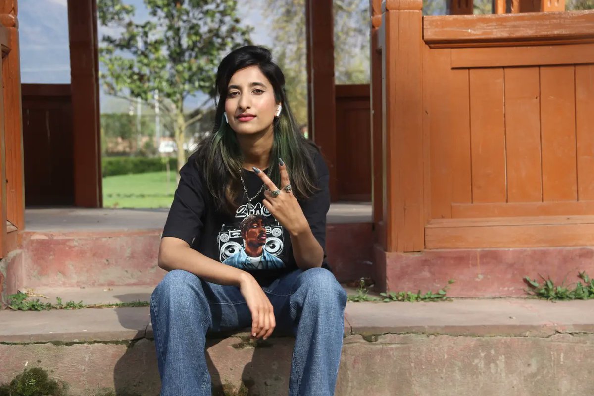 MenimeKashmir's tweet photo. I got high standards, call that cloud nine.
~Menime
#menime #menimekashmir #hiphopkashmir #hiphop #rap #firstfemalerapperofkashmir https://t.co/PcvtzryBGL