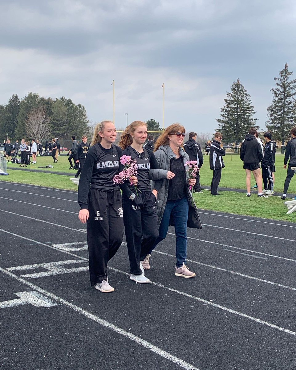 Kaneland Girls T&F and XC tweet media