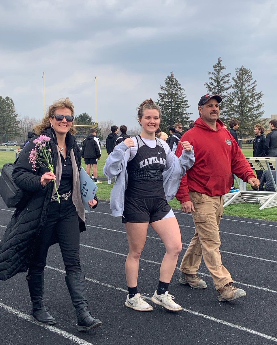 Kaneland Girls T&F and XC tweet media