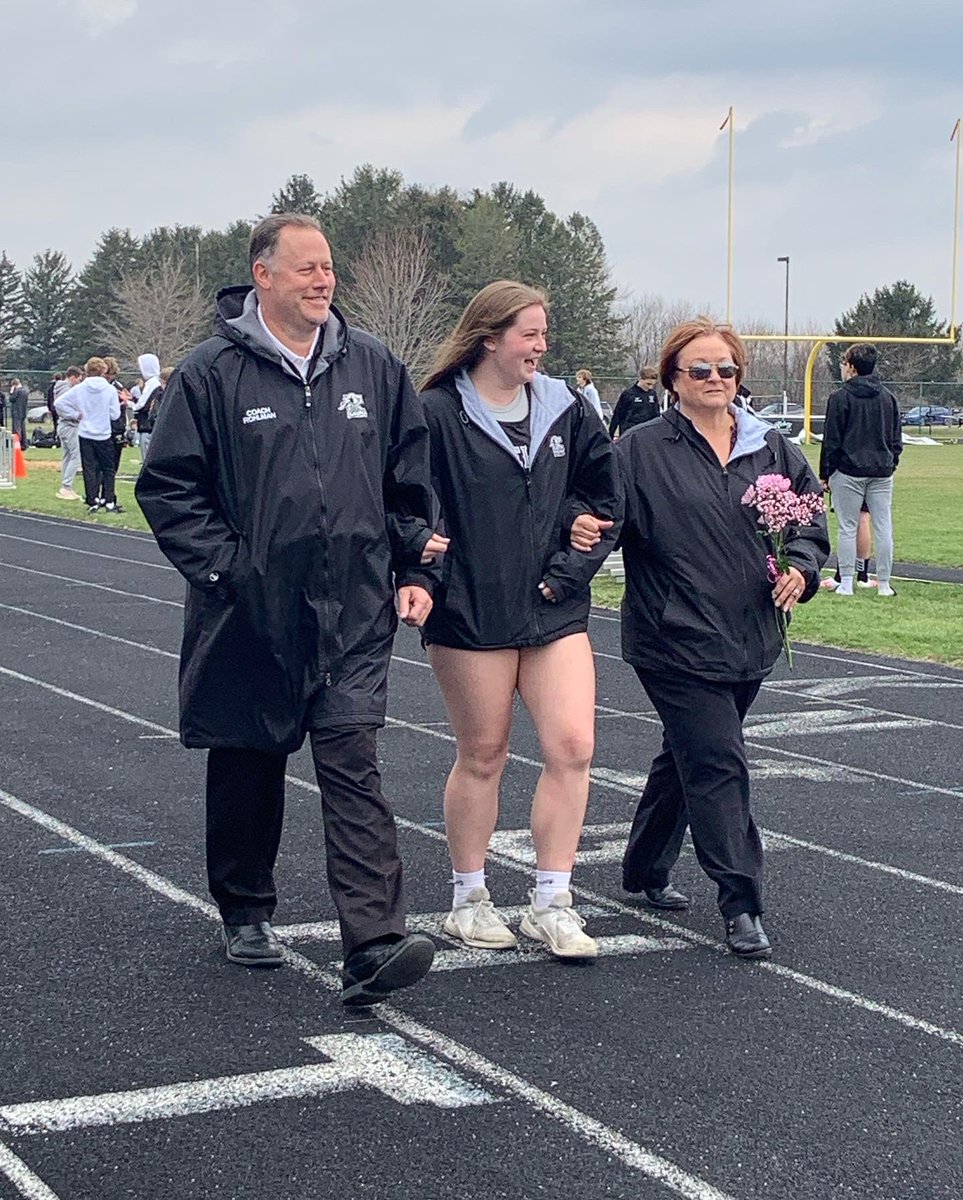 Kaneland Girls T&F and XC tweet media