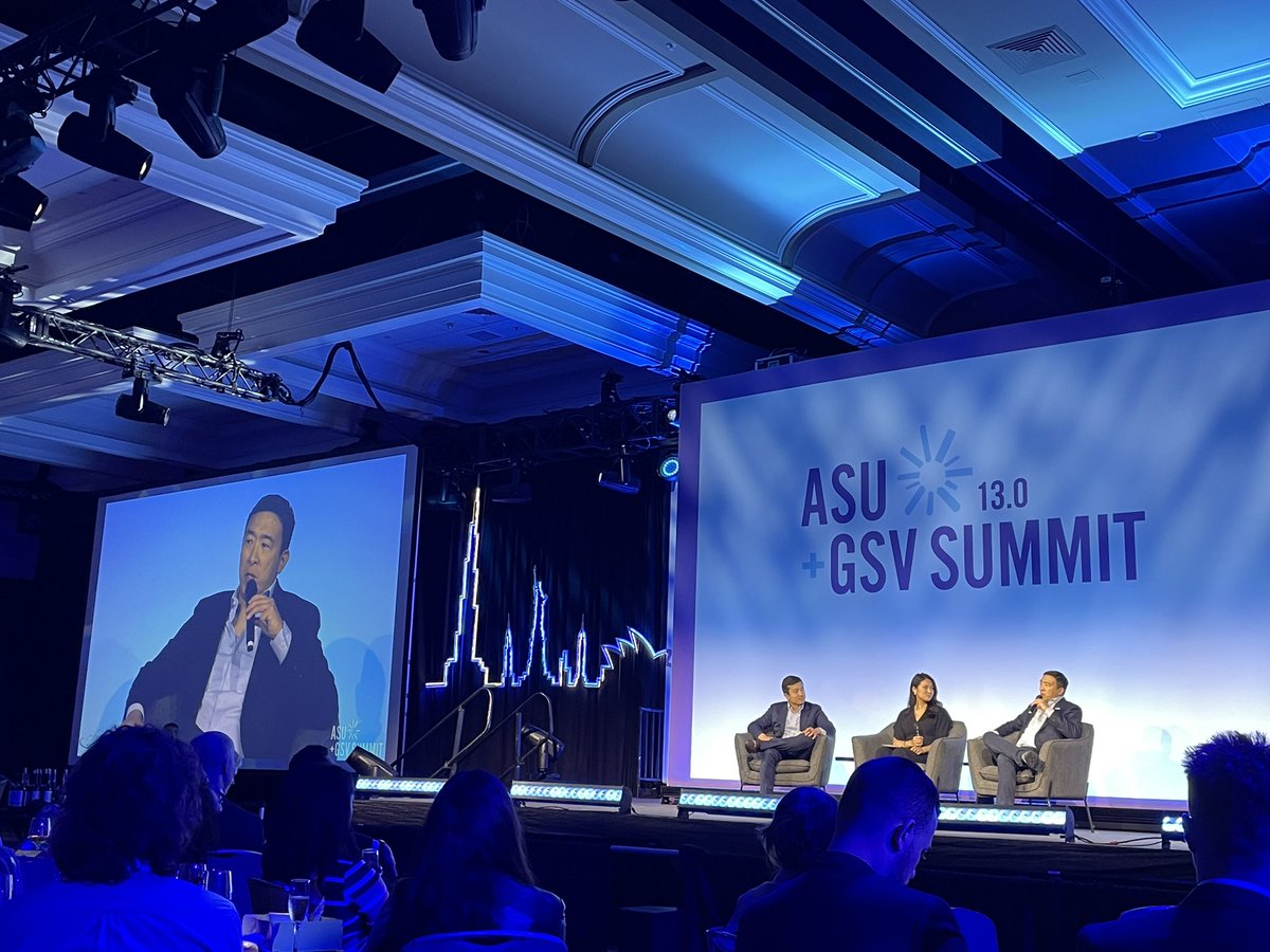 elizabethhubing's tweet image. Amazing hearing from @AndrewYang the “grim reaper for presidential candidates” at @asugsvsummit! #asugsvsummit #EdTechIowa