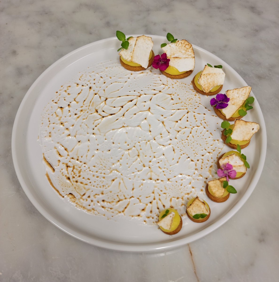 rowen_mcgee's tweet photo. Had a menu change tasting today for western village steakhouse! Strawberry rhubarb mousse bar, lemon meringue, and peaches and creme brulee! #pastryart #yummy #foodporn https://t.co/GHUhoGqPFt