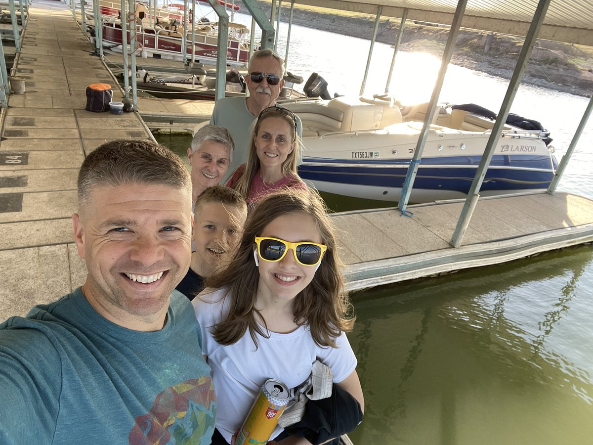 AnthonyBarbina's tweet image. Hot weather is hitting Texas, 98 degrees today. Super pumped that MWR had an open slip at their Belton Lake Outdoor Recreation docks for us so we can stay cool this summer. And fish...

#StayRugged #Safety @iii_corps @36Rugged @USAEnReg @USAGforthood