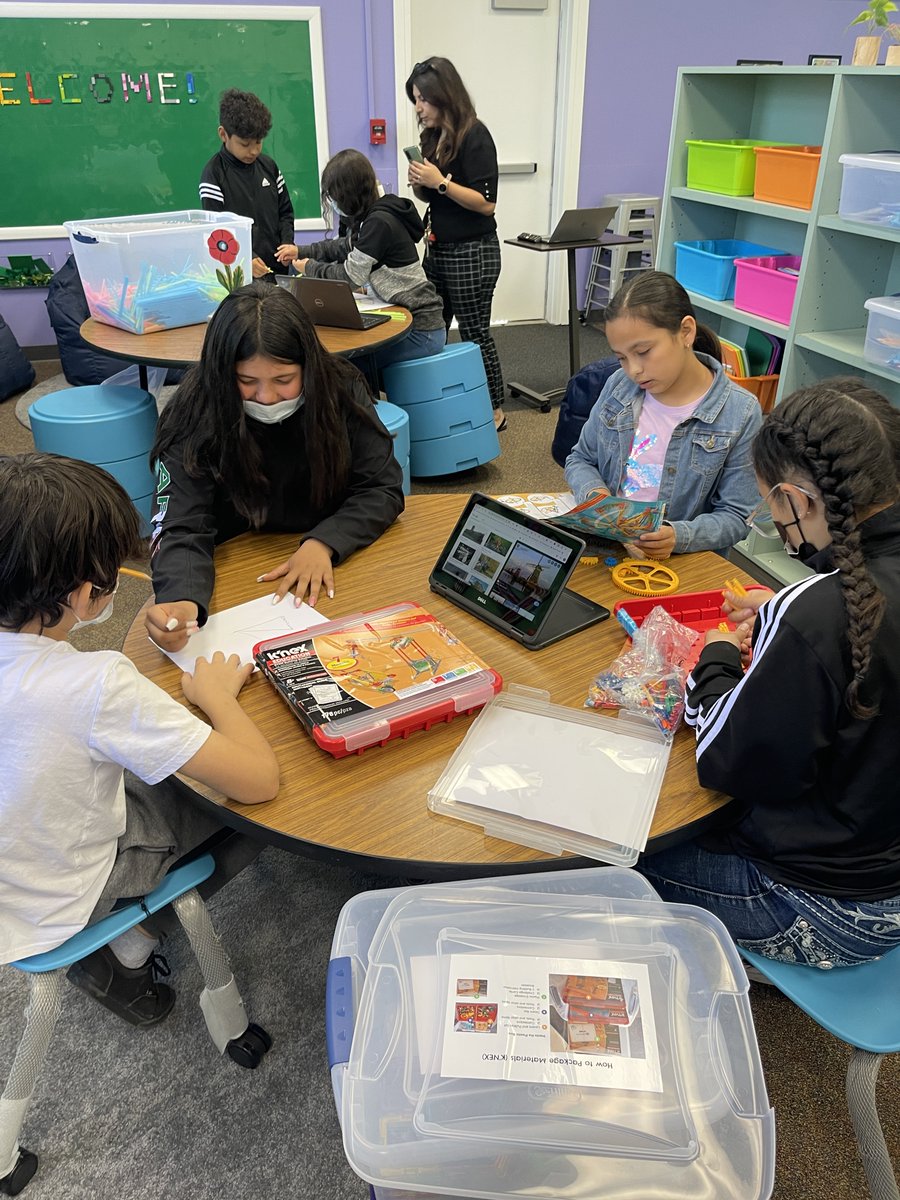 CeresUSD's tweet photo. A 5th-grade class at @WWhite_stars demonstrated collaboration, creativity, problem-solving, and speaking skills as they used #MakerKits to build mills, then reported on how their creations might have impacted colonial life! #StarsShineBright #CeresEdTech #CeresLearns https://t.co/SOL7FLkNfu