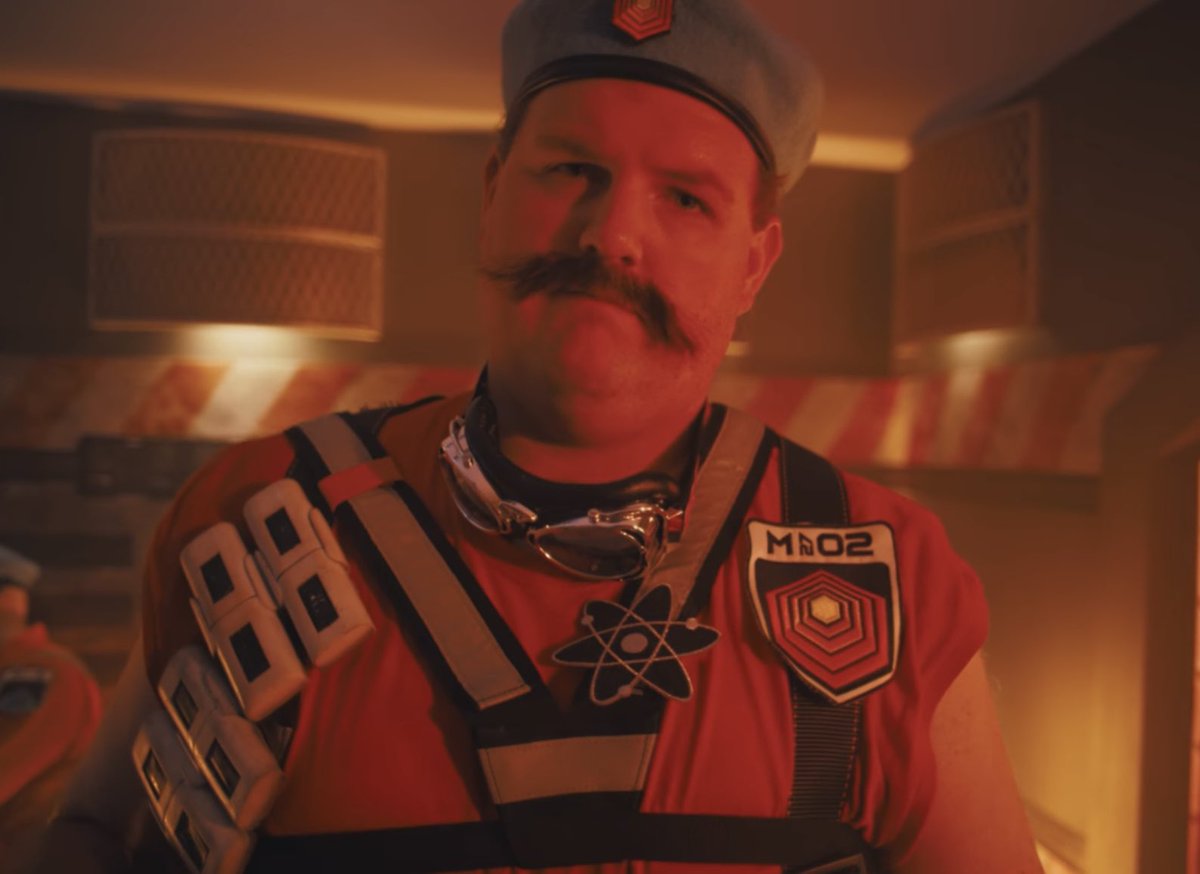Missjbird78's tweet photo. I Stan big sexy Burt! @muyskerm https://t.co/Q4sQ45kbEC