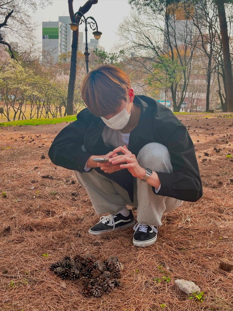 donghyuks_pics's tweet photo. donghyuk 6/6
#λΈλν€ #BLANK2Y
#λ°λν #DONGHYUK
#PARKDONGHYUK
#Keystone_Entertainment https://t.co/CVuNh0EQye