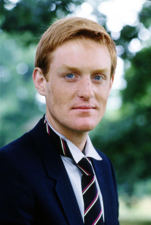 TNThorne1970's tweet photo. Happy 63rd Birthday to #MarkStrickson born on this day in 1959.
Mark is a British TV producer &amp; actor best known for his acting role as the character of Vislor Turlough alongside 5th Doctor Peter Davison.
He starred for 2 years 1983- 84 where Mark worked on 11 Stories (31 eps). https://t.co/NpGyZNsYMv