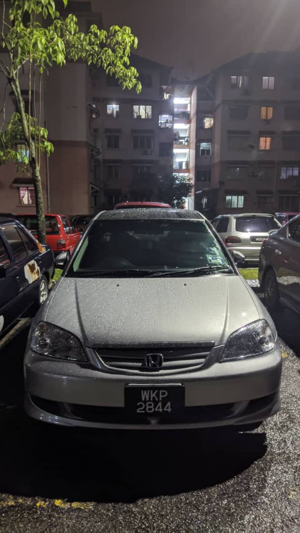 AlifSyaafiq's tweet photo. Salam semua. Mintak tolong jasa baik kalau ada ternampak kereta model Honda ES ni area Selangor. Tolong contact terus 017-3845439. Hilang antara hari ahad ke isnin area Bukit Subang. Kalau ternampak terserempak ke apa, mintak tolong contact number tu terima kasih 🙏🏼 https://t.co/ebqIsHk8Bz
