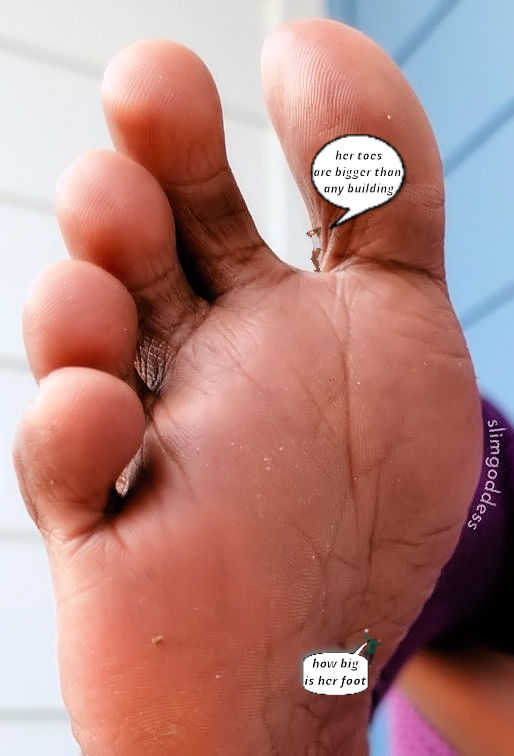 SizeSupporter's tweet photo. Been Practicing some more with Size Collages 
with the size community on Instagram
#sizetwitter #giantess #GTS #Giantessfeet #Giantessmouth #Vore #MouthPov #sizefetish #Macrophillia  

@uraniumaz5 
@slimgoddess111 
Instagram
Giantess Mia 
Barefoot bunny https://t.co/2iYskEEMuj