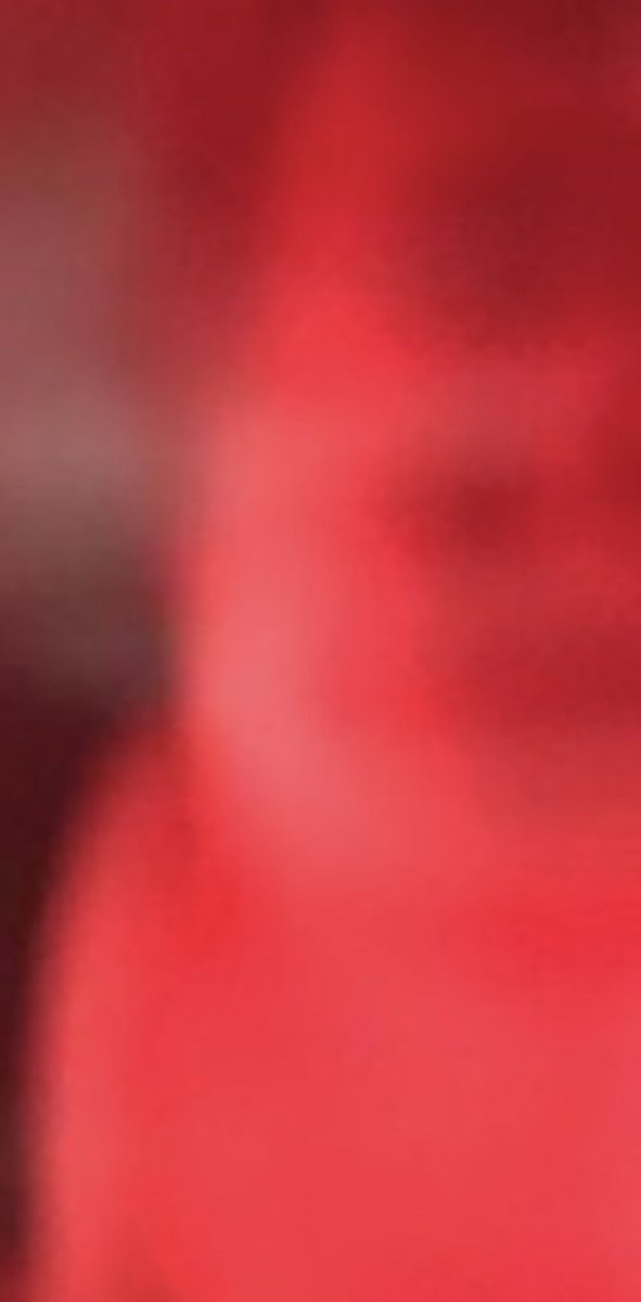 fayesmoon's tweet photo. if u squint and tilt ur head a little you can so clearly tell that thats ed sheeran , sheerios unite we’re getting lt2 ft. ed sheeran https://t.co/yssuUY8DiB