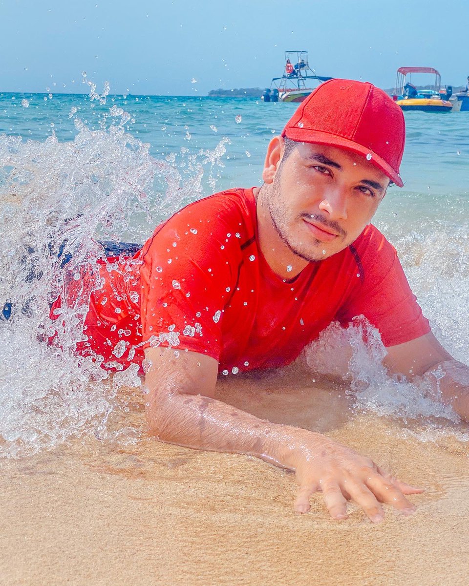 IamRaulAndres's tweet photo. Hola 😏 https://t.co/FMEfdV4LRd