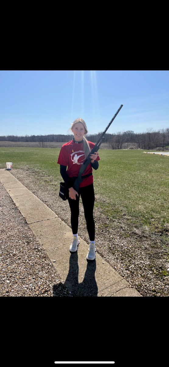 KurtPegler's tweet photo. Brimfield pitcher Maddie Hessing is having a great season in the circle. Maybe because she's so good on the shooting range.

Story: https://t.co/TrfmaDF5q4 https://t.co/jRZrUnswyY