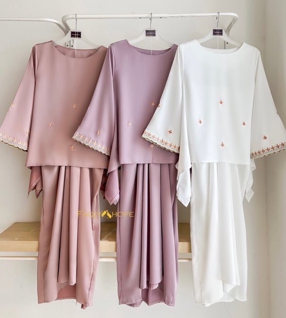 haniabellae's tweet photo. You can’t never go wrong with dull satin 😍 https://t.co/kPi3OShcIy