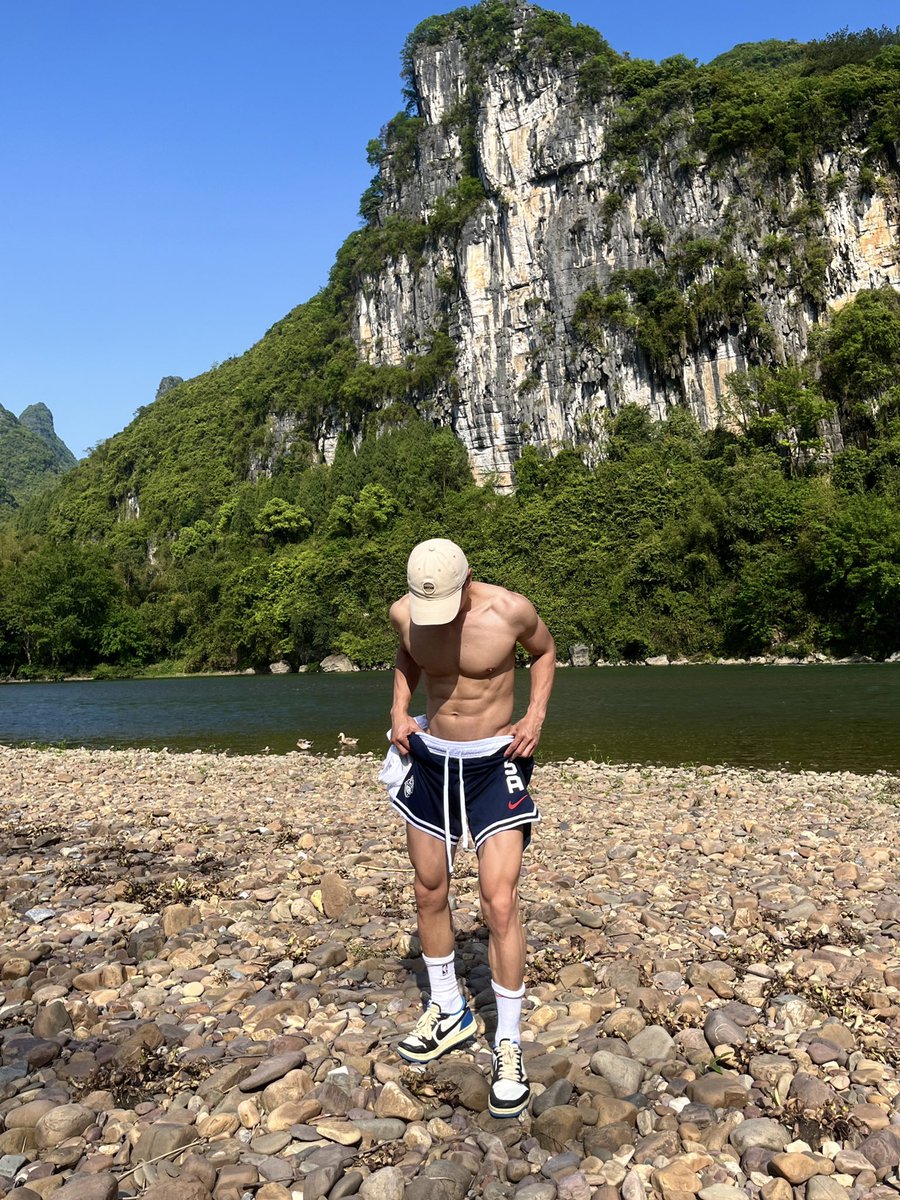 玩 忽 职 守 