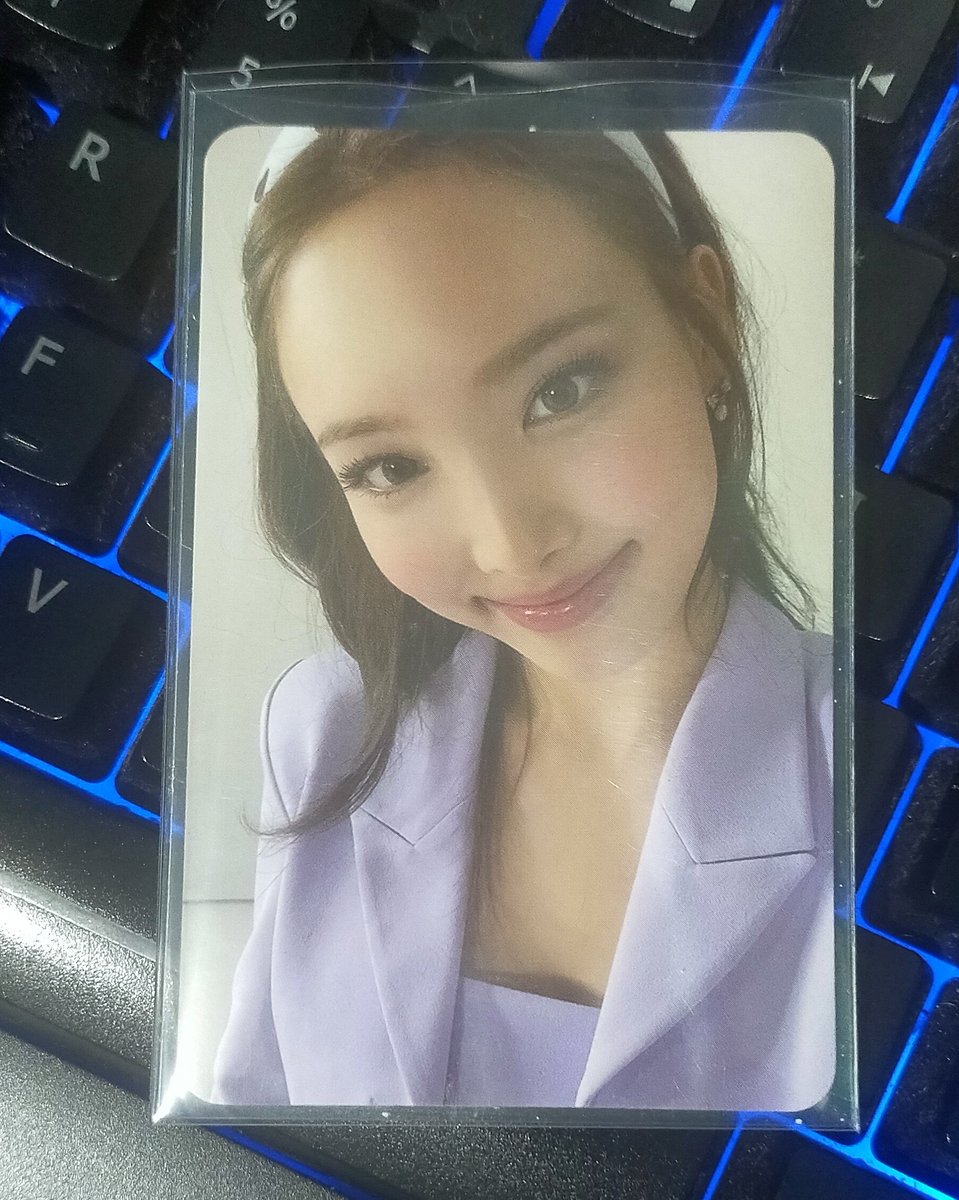 CHAENGIMJYEO's tweet photo. ๊ฐ ๐ ; #ryxmails ๊ฑ
Hi, @Allie4xh ! >< Nayeon Purple Suit Selca PC arrived today safely. Thank you for the smooth transaction ! ๐ฅฐ More transactions to come ! ^-^
#allie_proofs https://t.co/CkuejycIge
