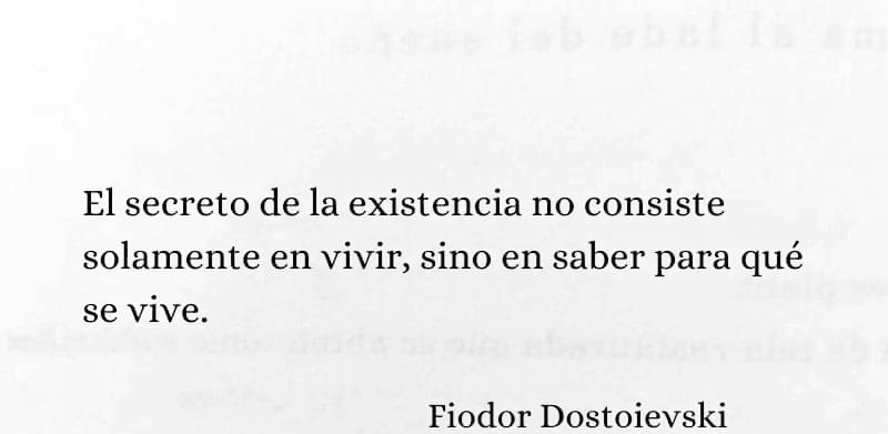sempiternas2021's tweet photo. Renunciar a sobrevivir para empezar a vivir... 🖤❤📚☕ https://t.co/j7XoofQiPk