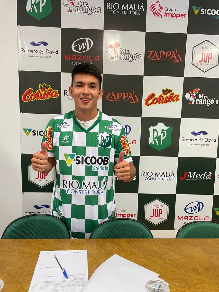 A Juan Camilo Montealegre lo conocí siendo muy niño. Estudié con su hermano en el colegio y siempre le vimos mucha pinta de crack. 

Hoy firmó con Río Preto Esporte Clube 🇧🇷, equipo del paulistao serie A3. A romperla.
