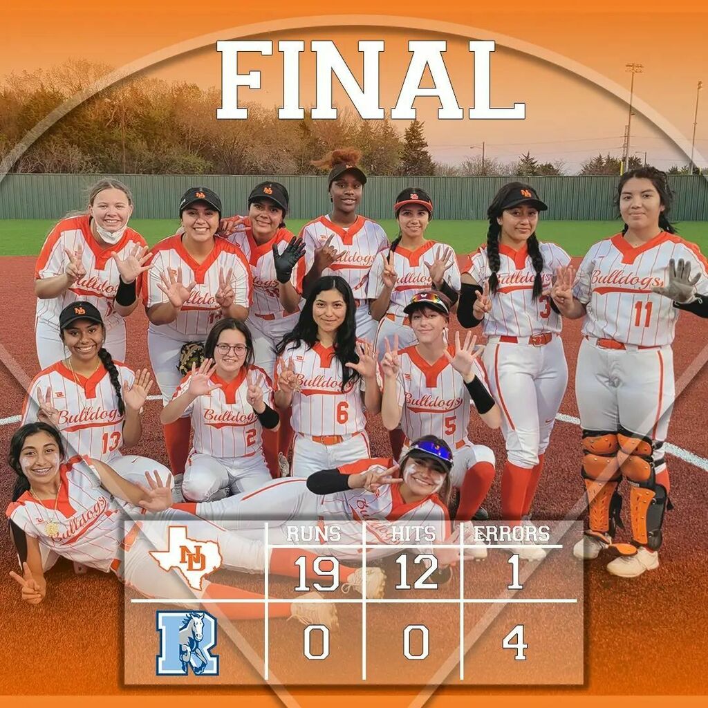 The team came out swinging tonight. Cindy Chacon 2 Homeruns. Keandra Diaz 1 Homerun, Harlee Moreno 1 triple,  Elida Ortega and Jenny Horton with doubles. @northdallashs @ndhsbooster @dallas_athletics https://t.co/GAcNQhKQpG