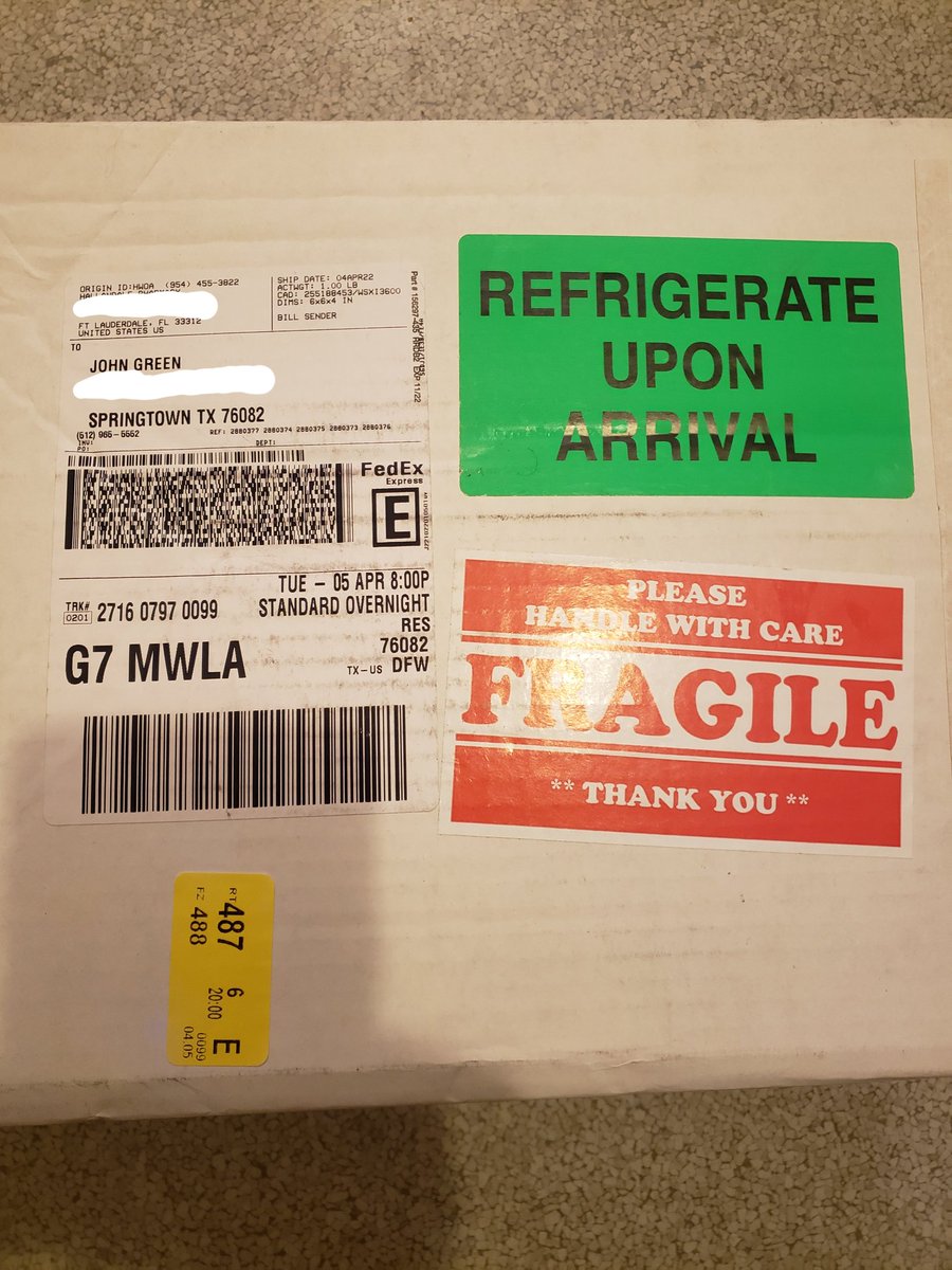 keithgreen's tweet photo. I hate lazy @fedex drivers. This jackass dropped this in the middle of my driveway on a 95 degree day and left it. Someone's home. I would never do this to my customers. @Saia_Inc https://t.co/9CdRtEF3Go