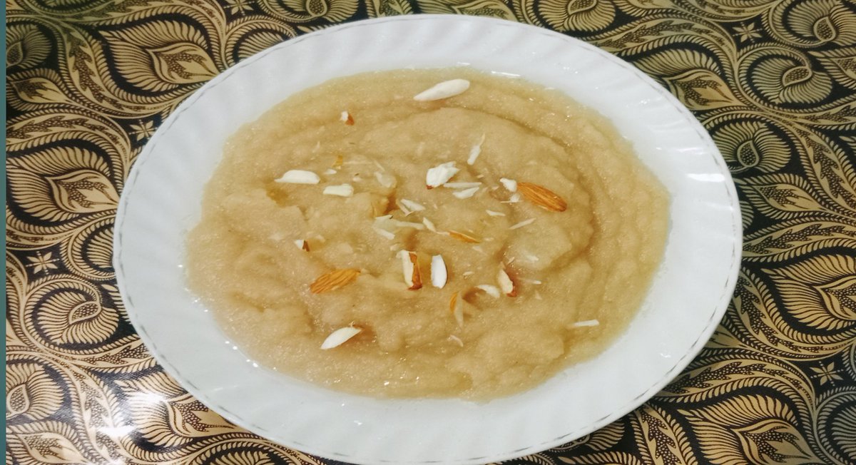 KhanGazala's tweet photo. Suji ka halwa

#sujikahalwa #CookWithComali3 #cookierunkingdom #cookies #VideoViral # https://t.co/SsT7QrRQyg