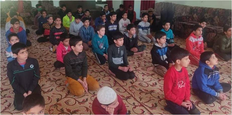 MirNazi40804132's tweet photo. #RamadanMubarak
#IndianArmy 
#KupwaraTerriers 
#Ramzan
#ramzankashmir
#Noor-e-Ramzan
#CLX
#06APR22KT https://t.co/wLGNLX1de6