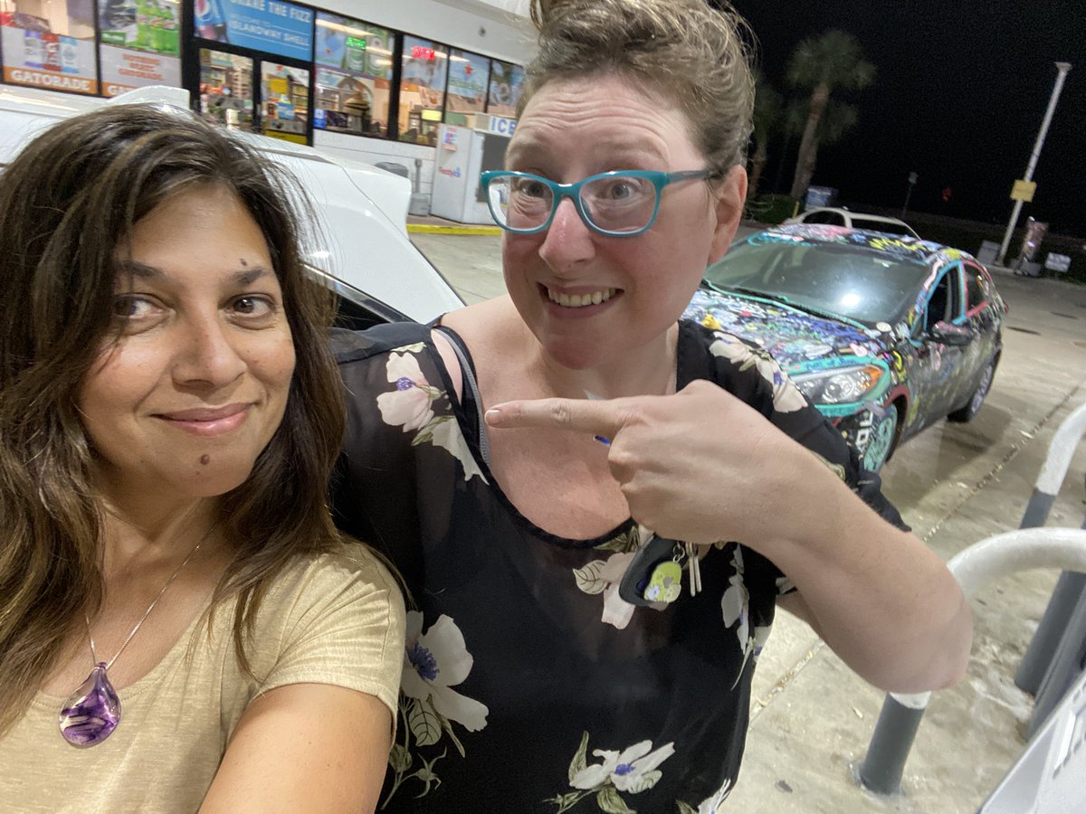 AminaMotala_'s tweet photo. So good to be in Miami! 🚘 

#Dogeconvoy @Continuum3000 #Dogecoin
#shitcoin22 @KennethBosak @TheBitcoinConf https://t.co/zF2JszlrXS