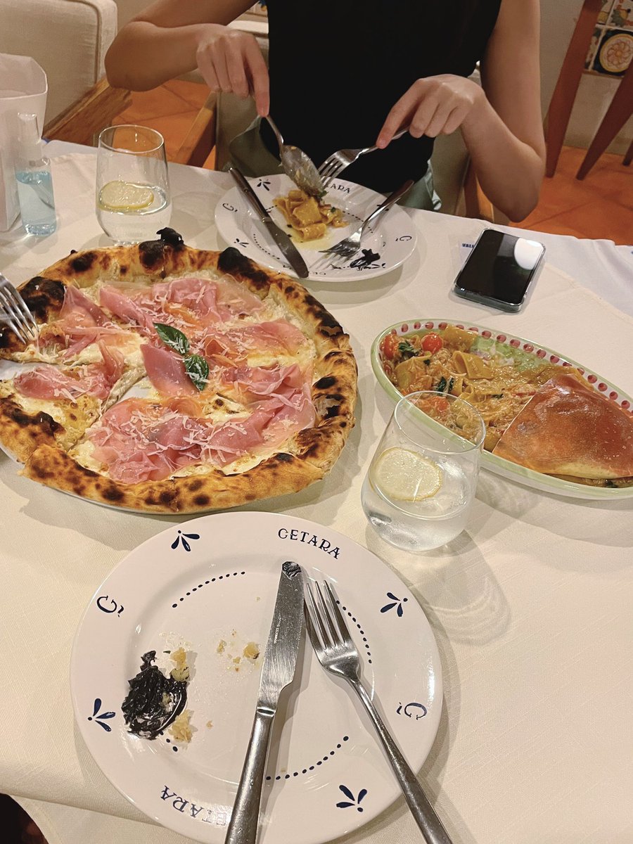 กินกับนอน🤤 tweet media