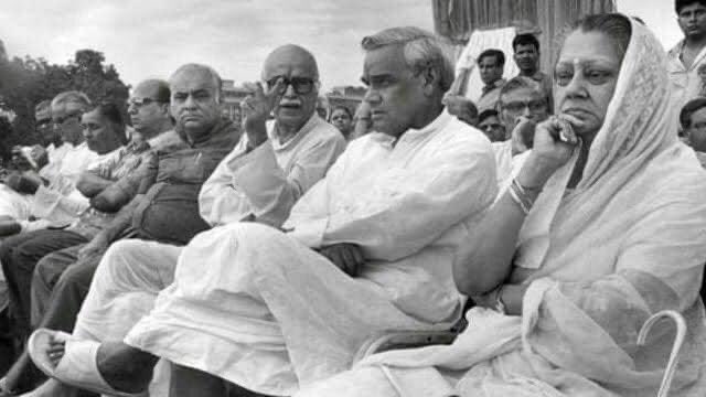 Darshansmbjp's tweet photo. Nation First, Party next, self last...🌹

#ಬಿಜೆಪಿಸ್ಥಾಪನಾದಿನ 
#BJPSthapanaDiwas https://t.co/m9MkyhPpeM