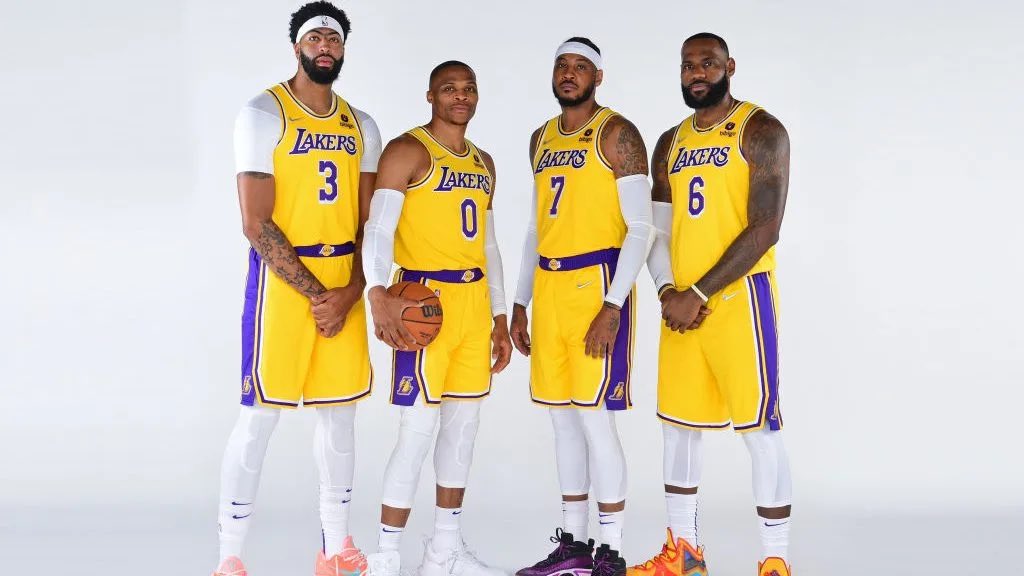 oldnbatweetz's tweet photo. Who’s beating them 4 times in 7 games? https://t.co/nANNk7Xn87