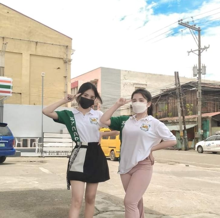 synapseucpri's tweet photo. Get dressed and look better! 

Snatch a glimpse of Synapse's Vice-President, Kimberly, and its Treasurer, Fritzy as they put on the organization's newly designed tees. Competence is not only about good governance, but also about having a decent style of clothing to wear. https://t.co/FRV5ZP0sw2