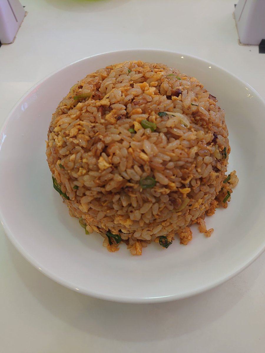 raaaaachu's tweet photo. 丸高中華そば 県庁前店 焼き飯セット
チャーハンも焼き飯も主役級🍜
神戸の和歌山 https://t.co/yAbcumS4Jj