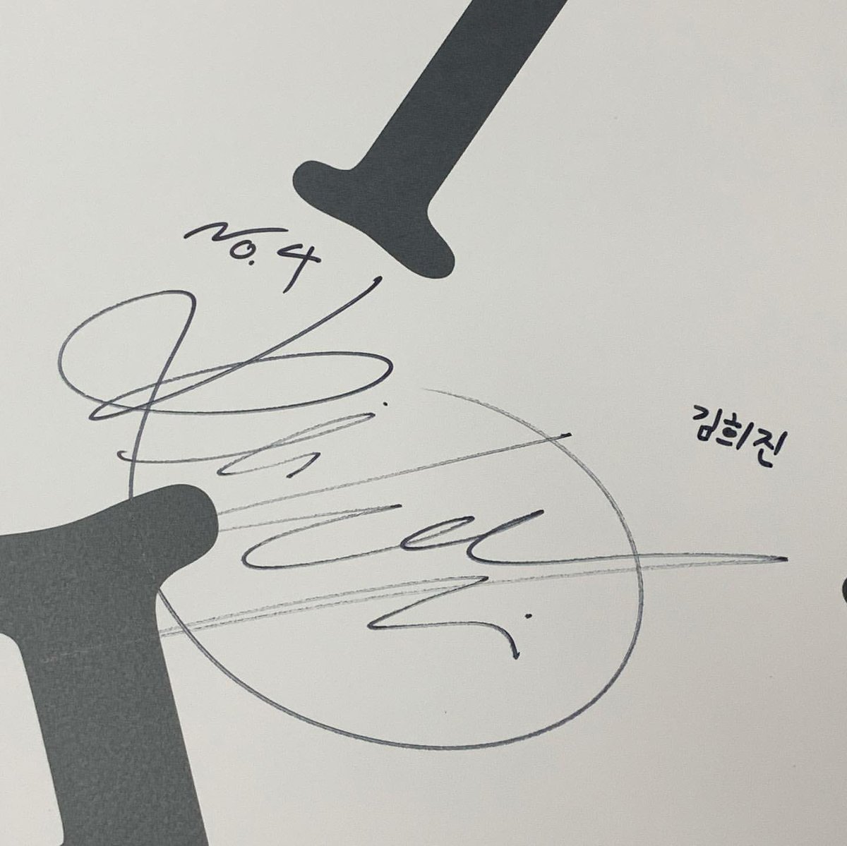 1991_0429's tweet photo. 공주근황 ,,,,, ㅠㅡㅠ🥺🐻‍❄️💙 https://t.co/xZA6szbbPn
