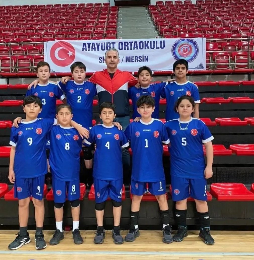 🏆SİLİFKE ATAYURT ORTAOKULU Türkiye finallerinde ilk 16 kalan takımımıza başarılar 🏆