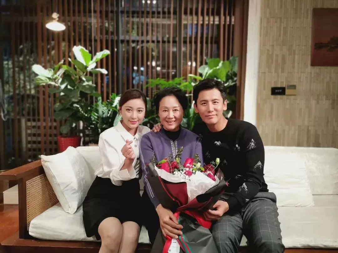 The 35-episode television drama "love to fight and win" broadcast on #CCTV 1 tells a story of a farmer in #Jinjiang fighting with poverty and finally growing into an entrepreneur with a “Jinjiang brand” created. It annotates the “Jinjiang Style” of success.<a href="/fujiantravel/">Refreshing Fujian</a> <a href="/SSF_ISF/">School Sport Foundation</a>