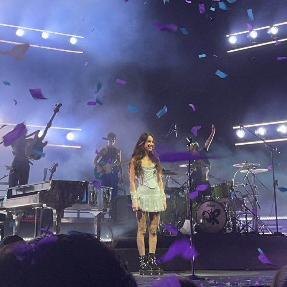 ortourupdates's tweet photo. Congratulations Olivia on Sour Tour! We are so happy for you on this huge milestone! Reply below “PROUD OF OLIVIA” #SOURTOUR https://t.co/MYyrlDSZLO
