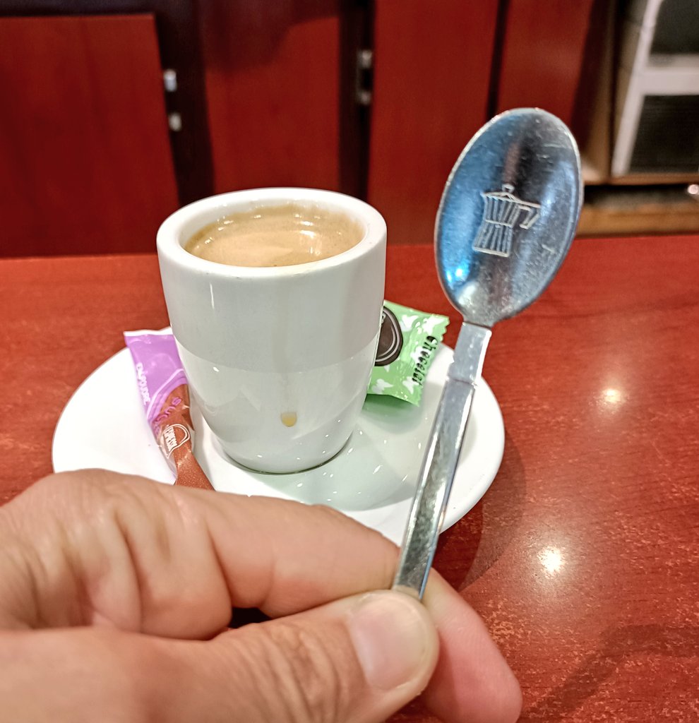 spacedivers's tweet photo. It is really hard to explain the way to freedom to a rewarded slave
#GM #Thinkaboutzone #thereisnospoon https://t.co/Dzbk1cEIL6