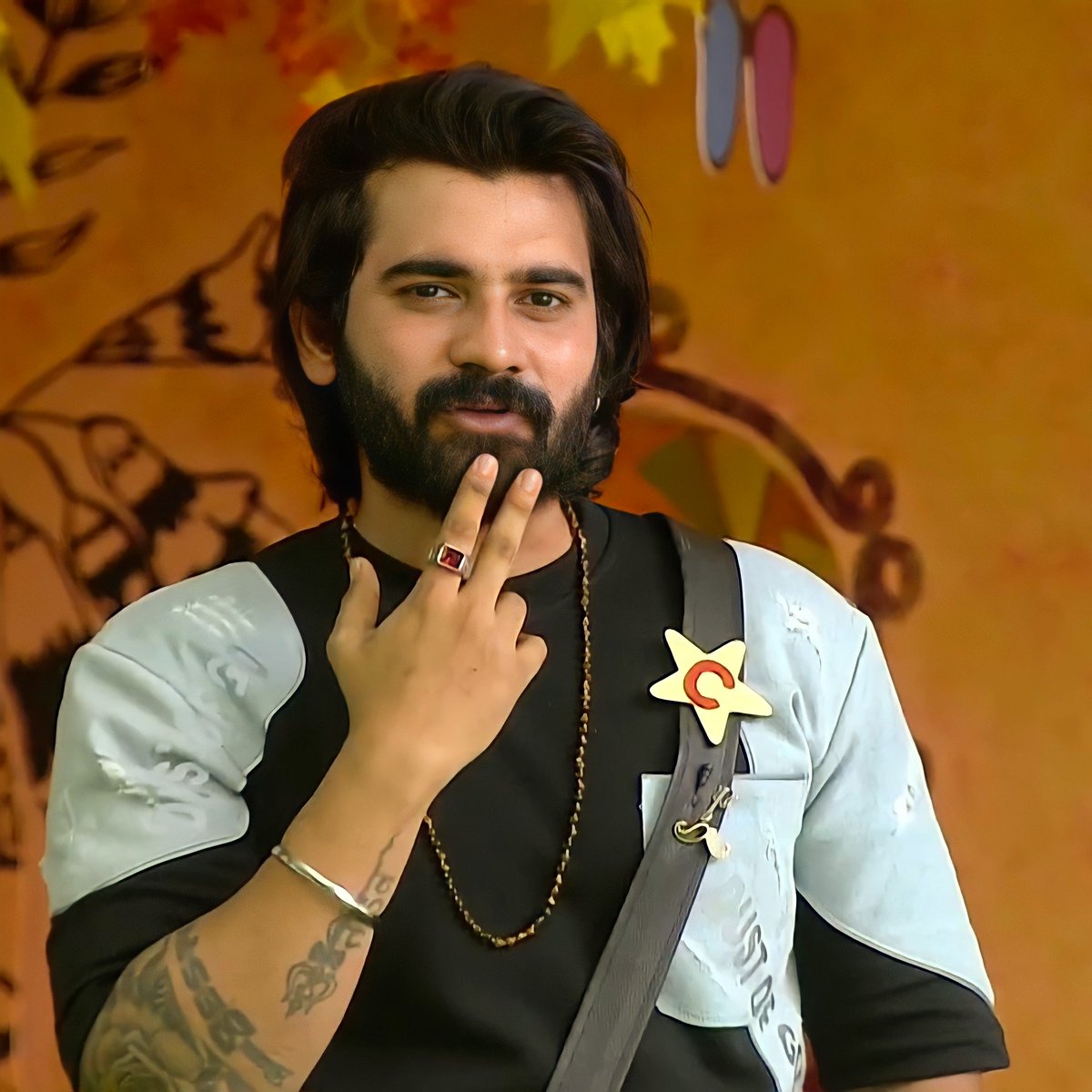 akhilsarthak17's tweet photo. Be yourself, there’s no one better!

#wesupportakhilsarthak 
#akhilsarthak 
#biggbossnonstop 
#biggbosstelugu 
#fighterakhilsarthak https://t.co/fcmBQyQ3Gn