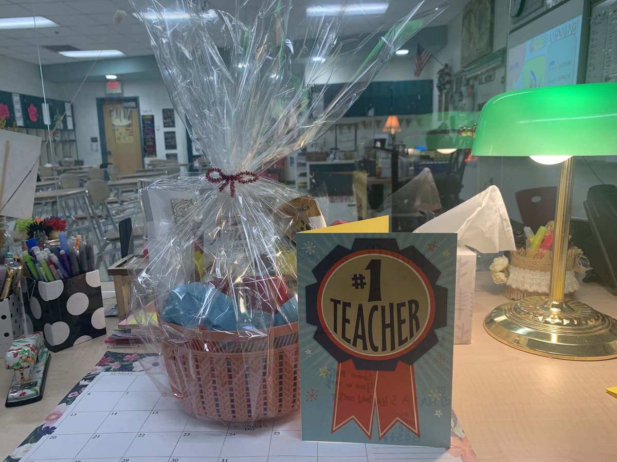 Thank you to the Joy Club, and Miss Manfredi.  What a beautiful surprise on a gloomy day.  You are all  simply treasures to our school. ❤️ ❤️