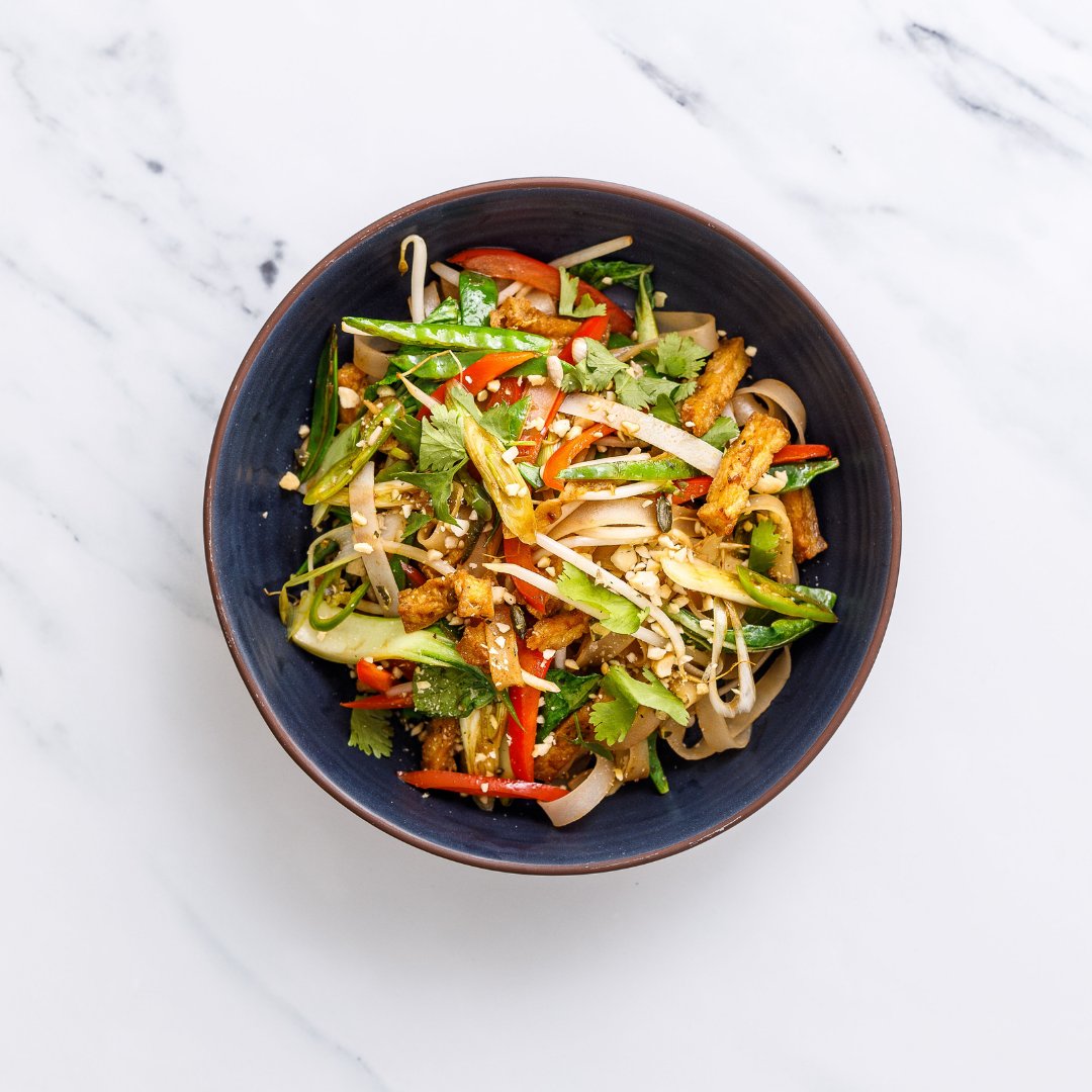 Come on, who doesn’t love pad thai? 🥢 A sweet, salty, and fragrant rice noodle dish with veggies and crispy tofu pieces. This South East Asian delight contains pak choy which is full of calcium, needed to maintain healthy bones.

#eatholy #veganmeals #plantbasedvegan #vegan