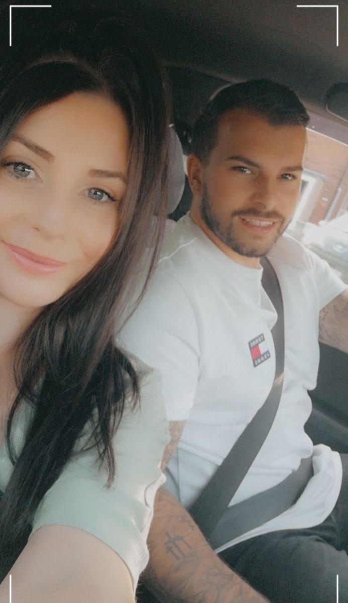 gemmalc_x's tweet photo. Happy 7 years to us❤️😍 @RollinsonAshley
The only man who can handle me at   my worst. Puts up with the feisty, evil, moody side of me 👿🔥 and yet still loves me ☺️😋💋
Happy Anniversary babe, heres to another 7 years!!! (lucky bloke) #mylove #fiancé #7yearstogether #myforever https://t.co/DgdARUSDWE