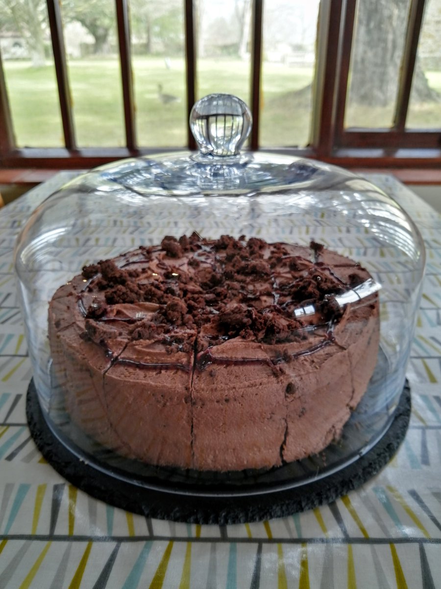 Don't miss out on this delectable freshly-baked vegan chocolate and cherry cake, which is on the menu today at <a href="/MichelhamPriory/">Michelham Priory</a>🍰