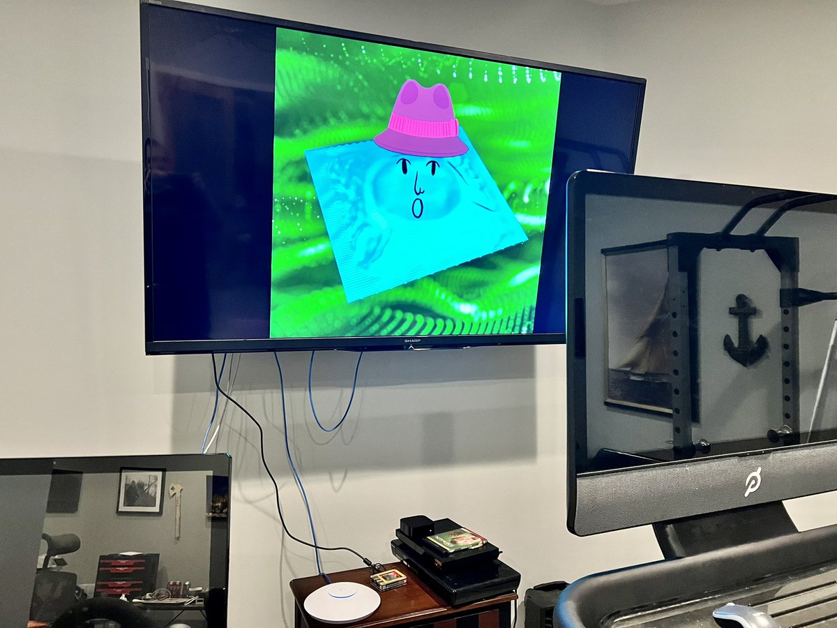 nfthwaps's tweet photo. @TheBullishTradR #TopHatNFT Top Hat @opensea
Every Top Hat sold get a NFT Display included!! 🥳🥳🥳🥳🤘 https://t.co/l4mDYNBNQT