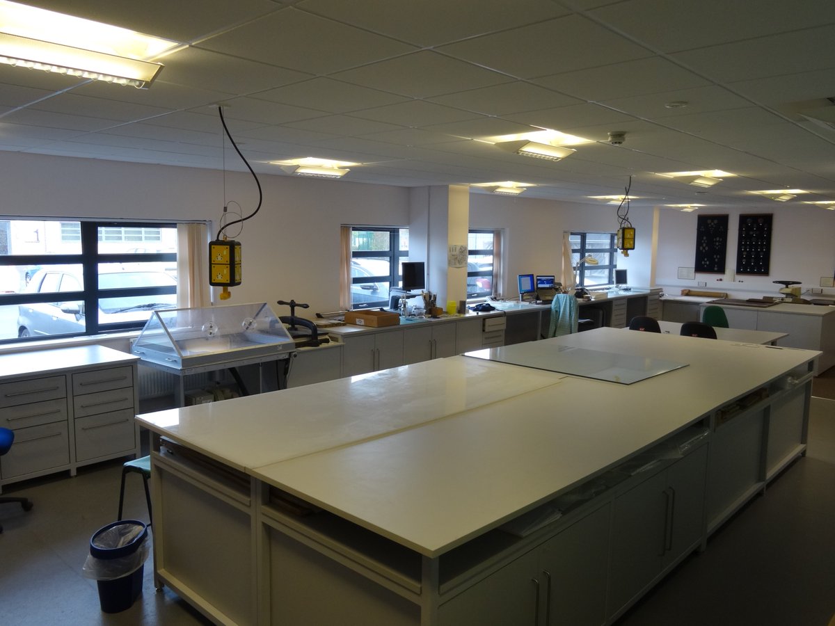 TheBiblioGeek's tweet photo. Show us your #ConservationStudio for @ARA_PCG!
I work across two studios, at @SomHeritage and @DevonHeritage. You can see that they are quite different, but both have plenty of space for spreading out!
#Archive30 #YourWorkplace #Day8 #Conservator #WorkSpace https://t.co/g0FAAZwFnE