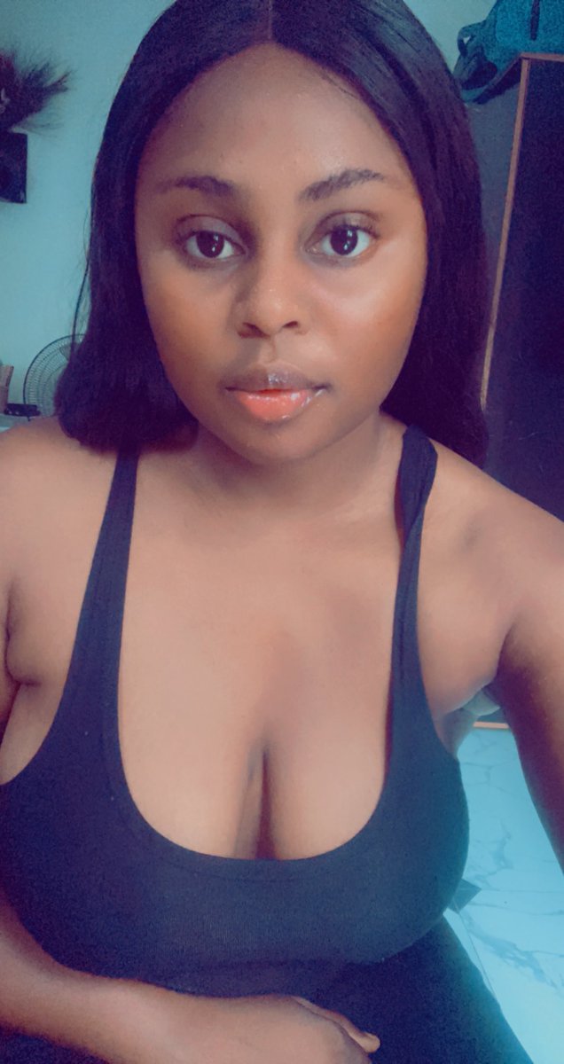 Favourit111's tweet photo. Good girls are bad girls that never get caught 😍😍
#womancrushwednesday
#wcw
#Wednesdayvibes
#rainyday https://t.co/S9IXhPJcz8