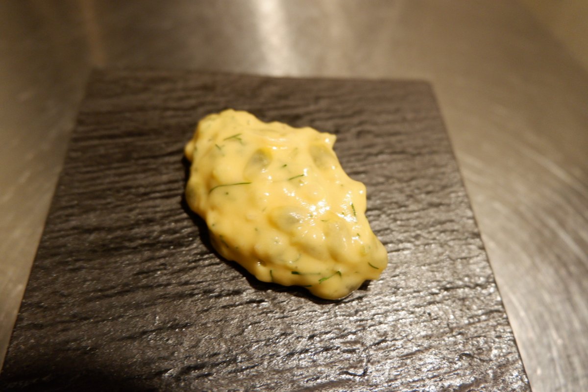 laudelacuisine's tweet photo. 【パッションフルーツのソースグリビッシュ】

ソースマヨネーズ、フレンチドレッシング、パッションフルーツ、コルニッション、エシャロット、ディルを合わせました。

以前マンゴーで似たようなのを作っていましたが、こちらの方が万人受けしそうですね。
肉でも魚でもいける優れものです(´･ω･｀) https://t.co/ao1wfzD3D5