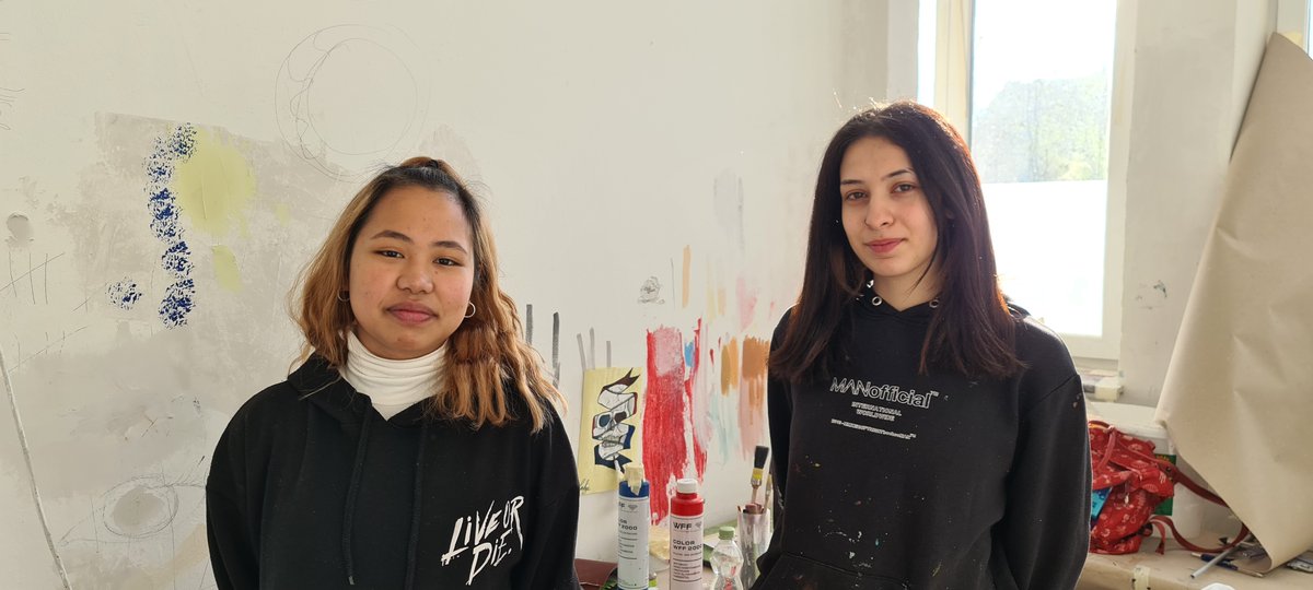 Kriane Santos und Aria Acelya (beide im 3. Lehrjahr der Überbetrieblichen Ausbildung MalerIn und BeschichtungstechnikerIn am BFI Wien) holten🥈und 🥉beim Wiener 🎨 Landeslehrlingswettbewerb. 👏Gratulation zur hervorragenden Leistung und alles Gute für den Bundeswettbewerb.