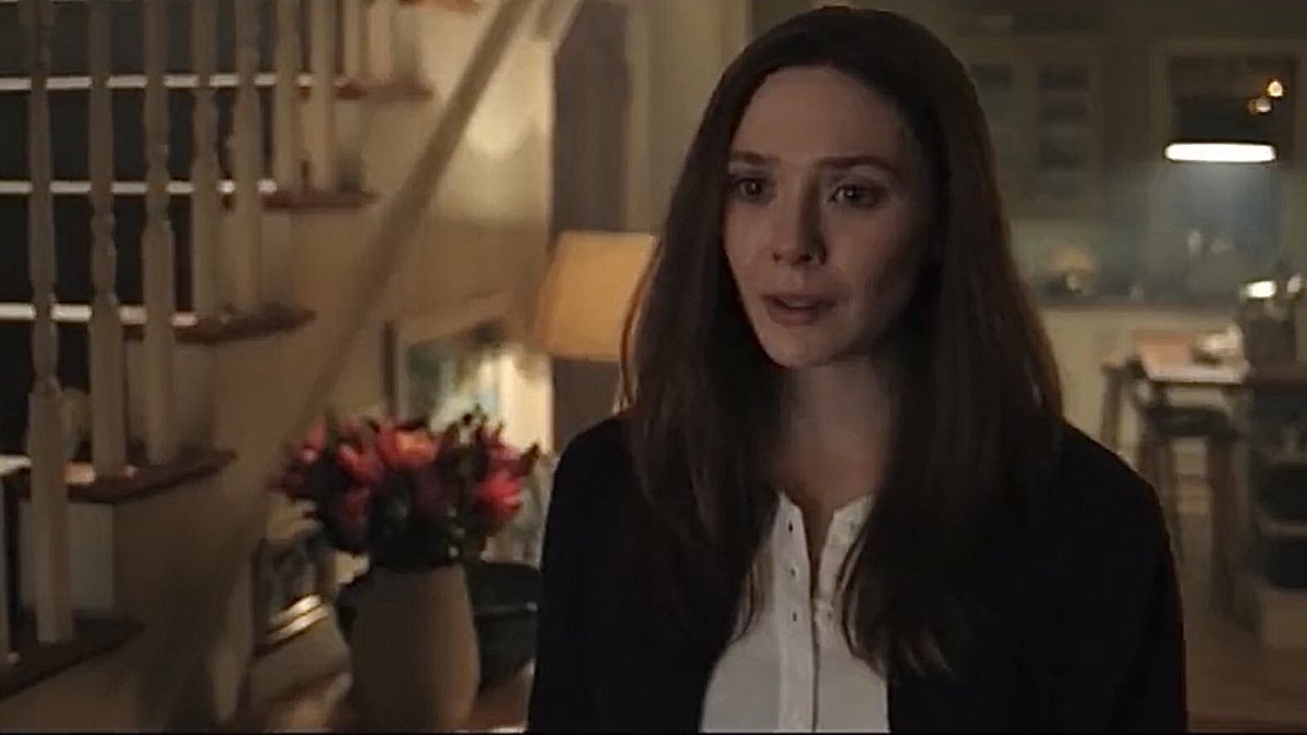thinkerwanda's tweet photo. the scarlet witch in the new #MultiverseofMadness tv spot https://t.co/OAcv4c9Niz