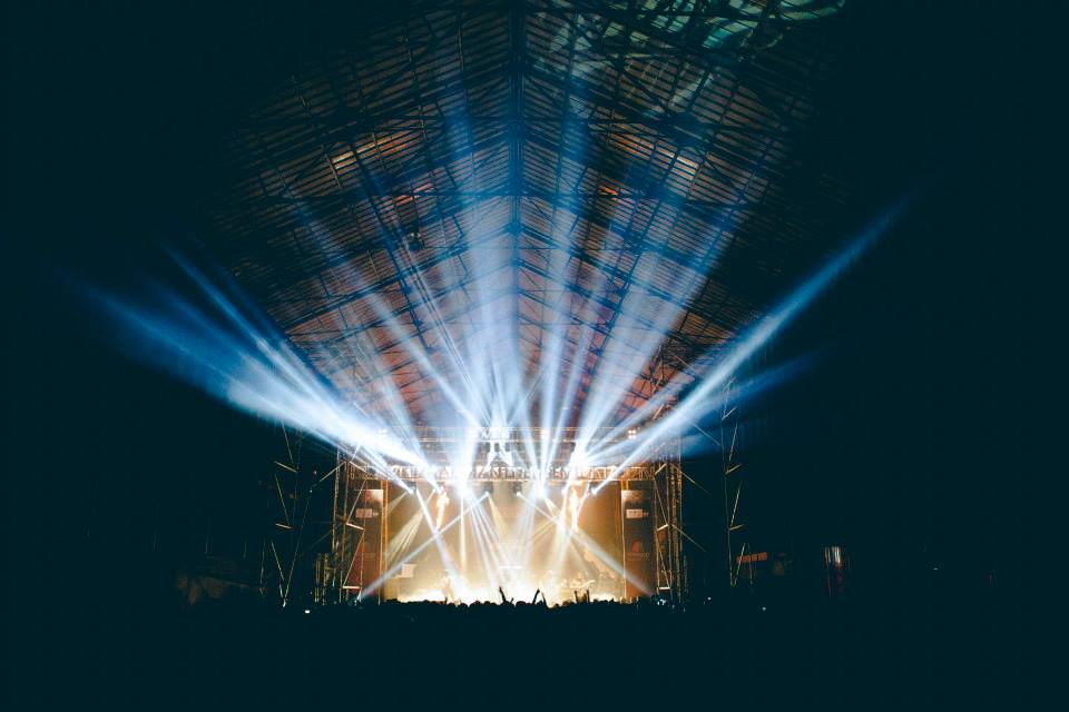 groundcontrolin's tweet photo. Ground Control X @BIG69India
Mumbai | 17.01.2015
〰️
Captured by Himanshu Rohila, Sagnik Karmakar, Swapnil Patil, Parizad D
〰️
#innovativeillumination
#festivals #touring #installation #lightingdesign #lighting #experiential #audiovisual #visuals #big69 https://t.co/qkmaFZGztq