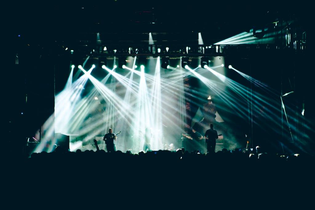 groundcontrolin's tweet photo. Ground Control X @BIG69India
Mumbai | 17.01.2015
〰️
Captured by Himanshu Rohila, Sagnik Karmakar, Swapnil Patil, Parizad D
〰️
#innovativeillumination
#festivals #touring #installation #lightingdesign #lighting #experiential #audiovisual #visuals #big69 https://t.co/qkmaFZGztq